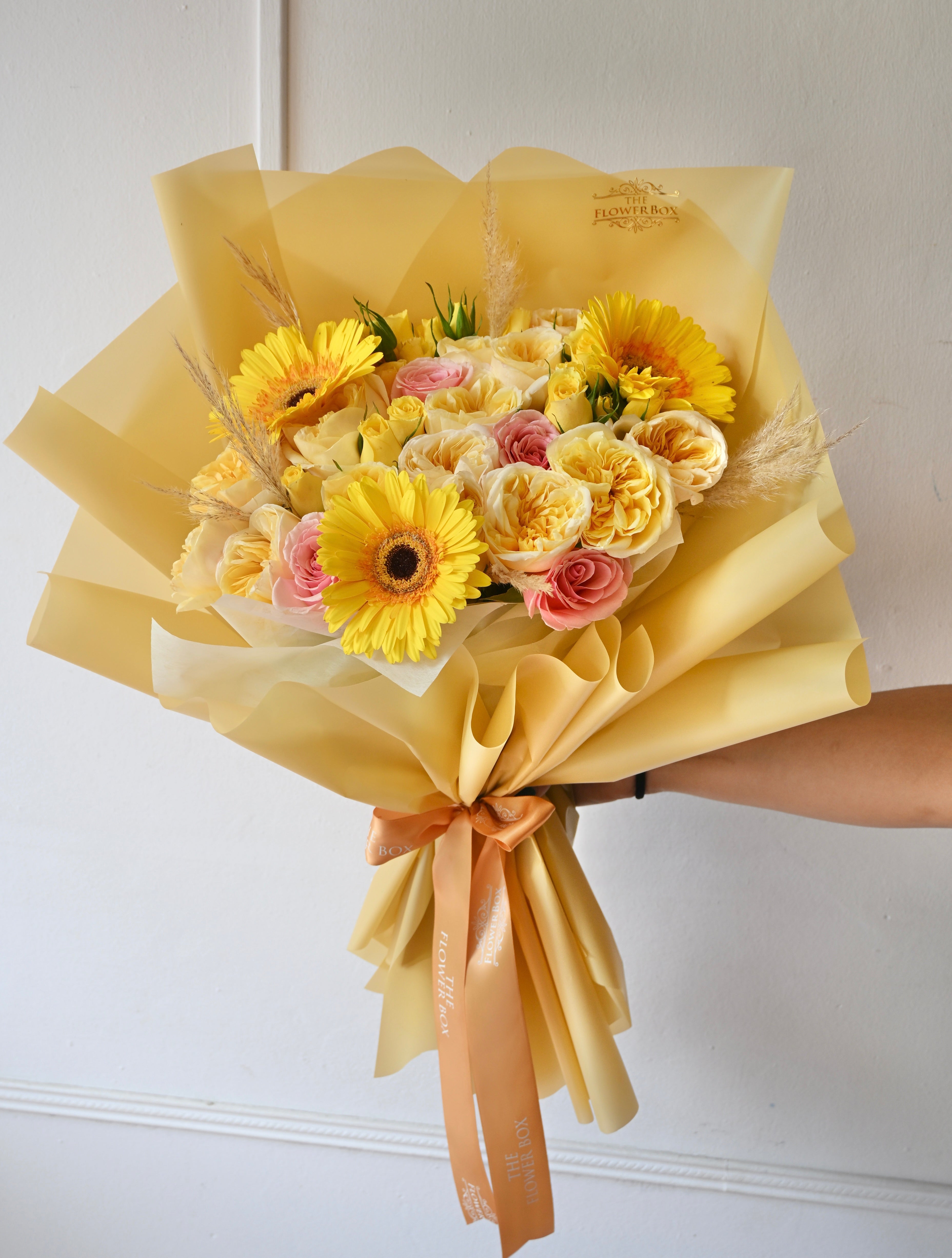 Golden blush bouquet