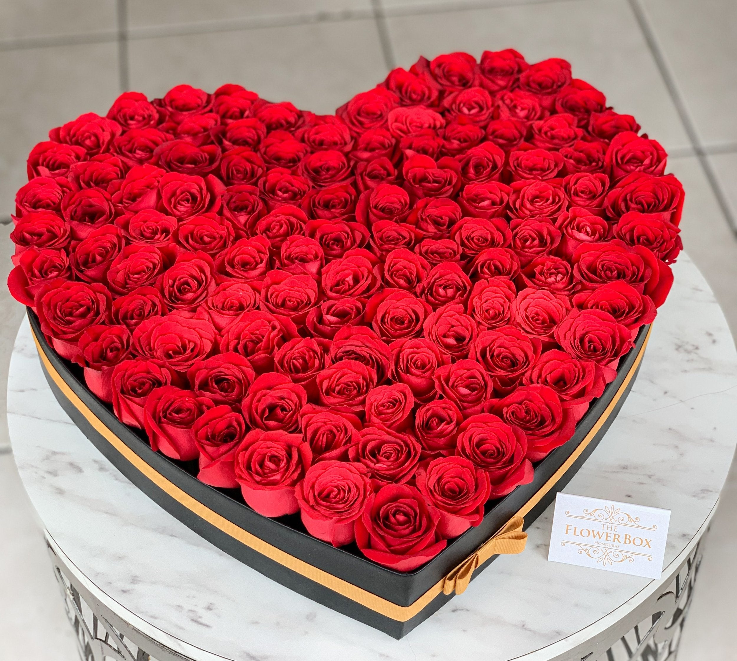 100 Roses Heart