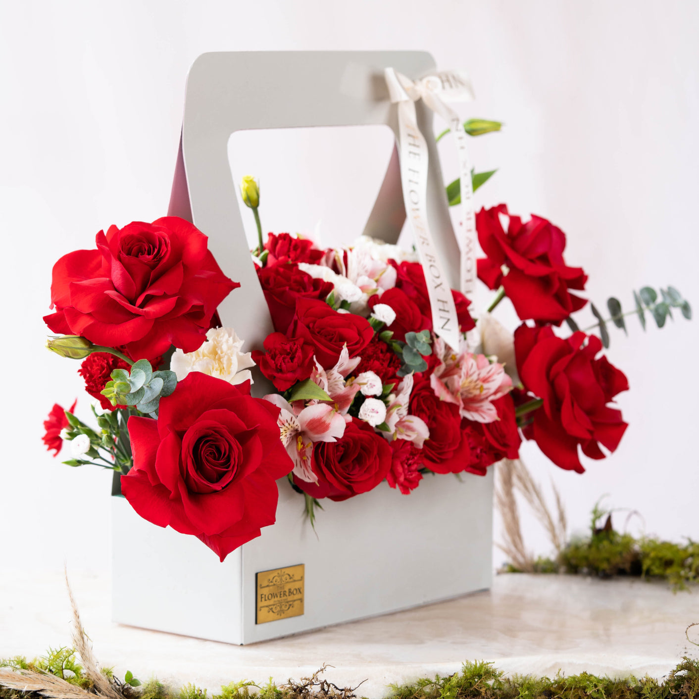 Signature Love Basket